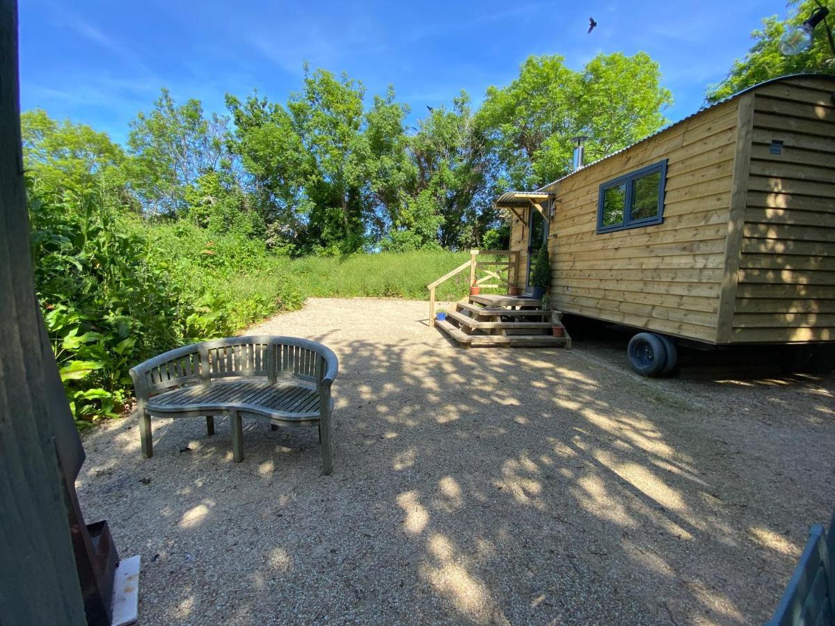 Cosy Double Shepherds Hut In Beautiful Wicklow With Underfloor Heating Throughout Rathnew 외부 사진